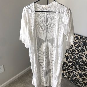 White lace kimono